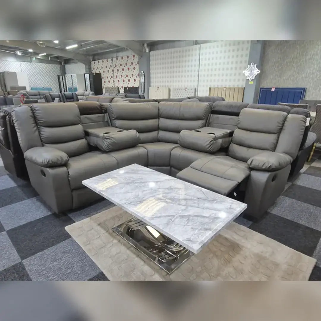 MNS Leather Corner sofa (230cmx230cm)\n